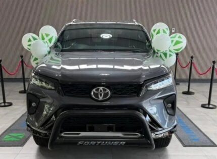 Wicknell Chivayo Gifts ZANU PF Chief Whip Pupurai Togarepi New Toyota Fortuner, US$100K for Birthday