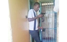 Harare Man’s US$20 Deal With Thigh Vendor Ends In Humiliation After Payment Row