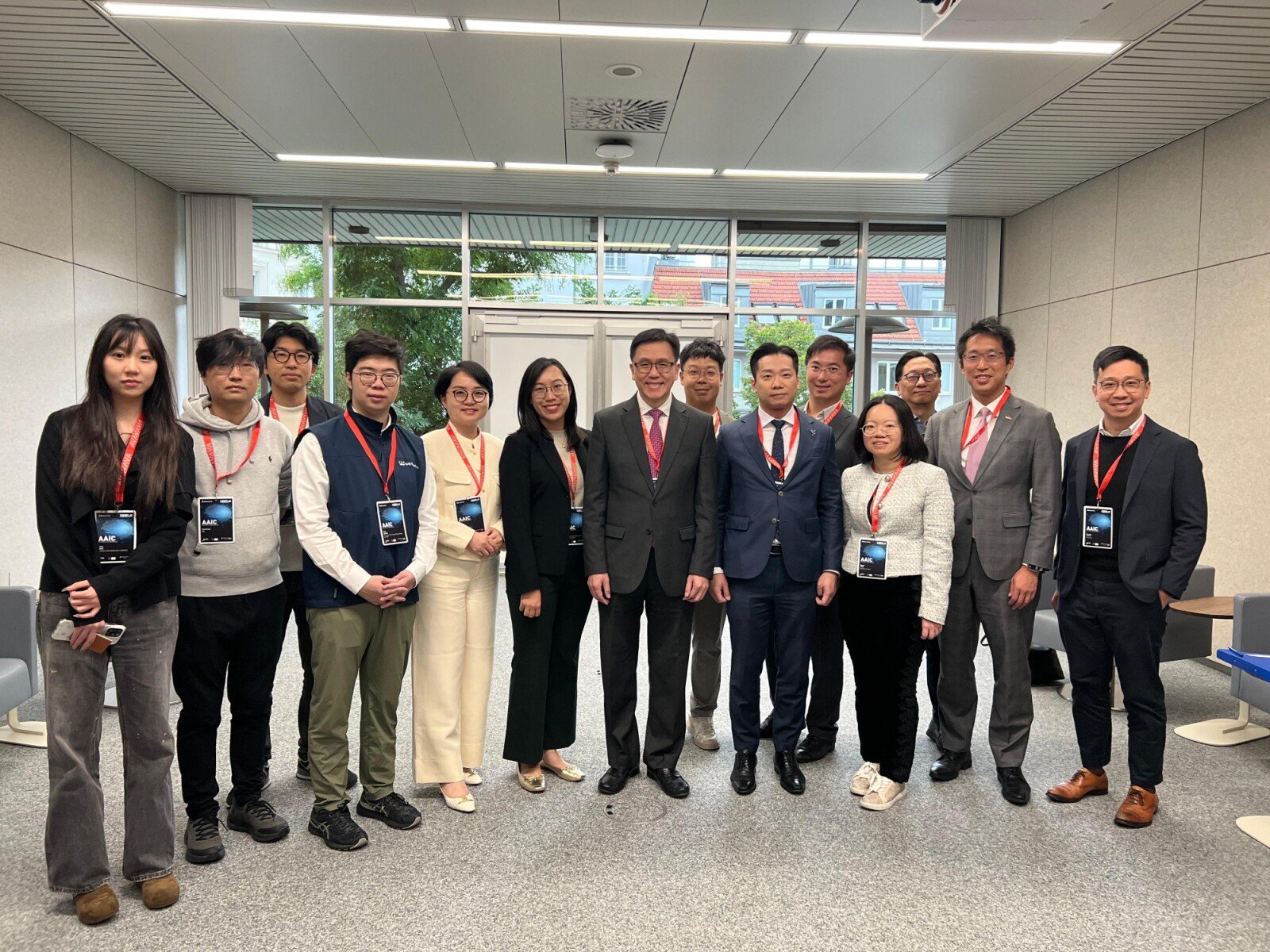 Professor Sun Dong, Secretary for Innovation, Technology and Industry, delivered a speech at the Applied Artificial Intelligence Conference 2026 (AAIC) in Vienna, Austria. He had an exchange with the HKSTP delegation to learn about their innovative solutions.