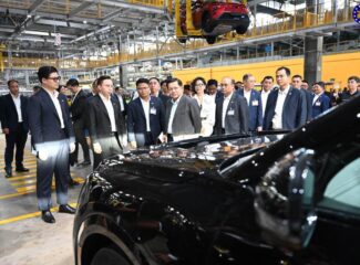 President Of Myanmar Visits VinFast Manufacturing Complex In Hai Phong