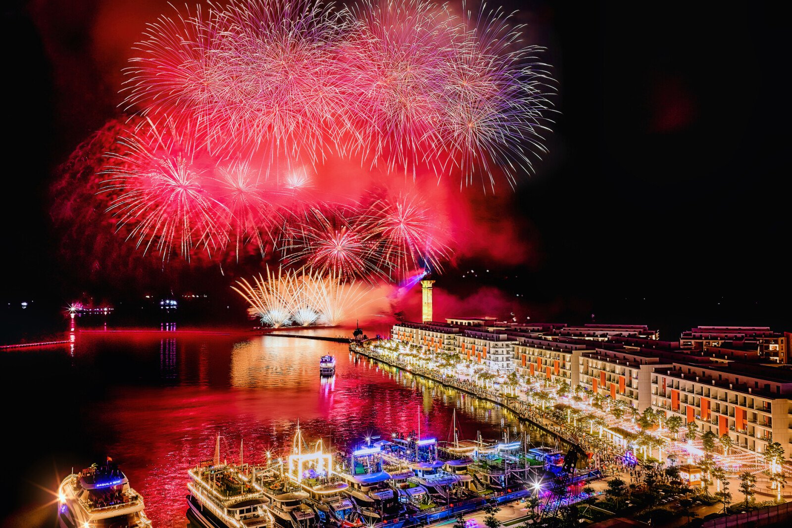 Fireworks over the Bai Chay waterfront in Ha Long, near the lighthouse where Sun Group's VUI-Fest Ha Long night market is located.